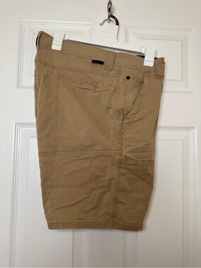 Wrangler Men's Khaki Cargo Shorts with Utility Pockets